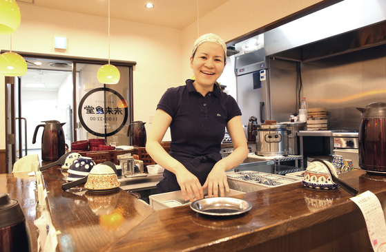 도쿄 미래식당의 주인 고바야시 세카이. 일본 IBM 등에서 시스템 엔지니어로 일한 경험이 식당 경영에 도움이 된다고 말했다. [손민호 기자]