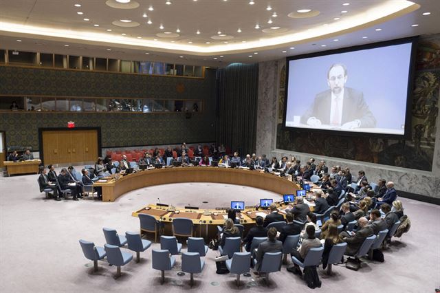 유엔 안보리가 11일 북한 인권 문제를 정식 안건으로 채택해 북한 인권 상황을 규탄하고 있다. 유엔 제공