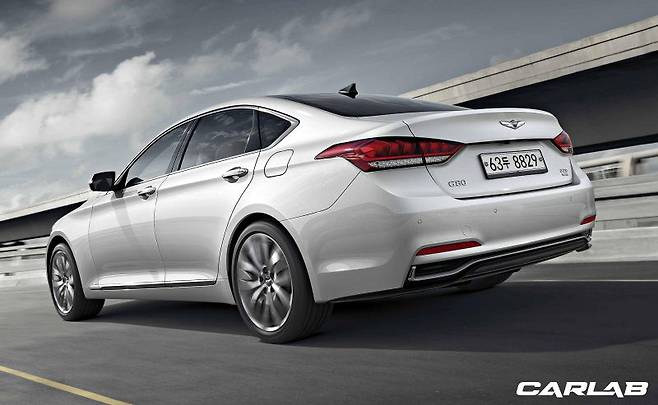 제네시스 G80 '디젤' 뒷모습