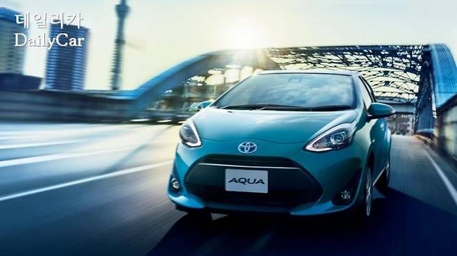 토요타 아쿠아(프리우스 C)