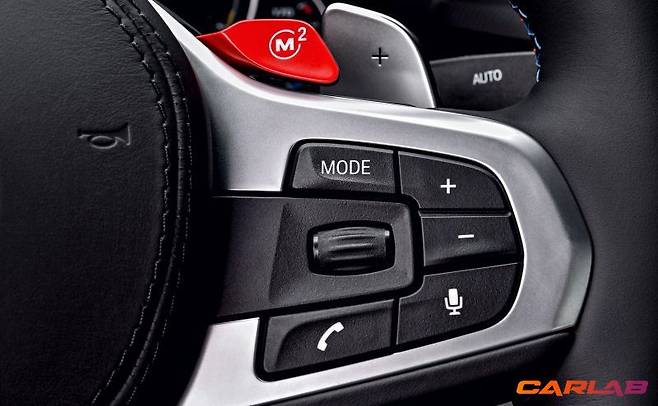 신형 M5에 적용된 M 버튼