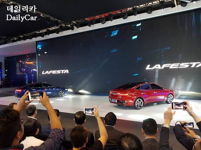 현대차, 라페스타 공개 (@2018 베이징모터쇼)