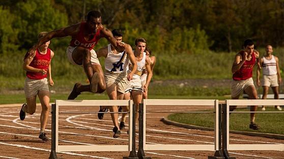 영화 '레이스'의 한 장면.