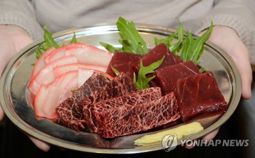 고래 고기 [연합뉴스 자료 사진] 기사 내용과 직접 관련 없음