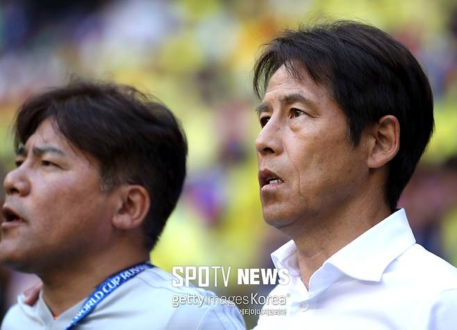 ▲ SARANSK, RUSSIA - JUNE 19: Akira Nishino, Manager of Japan looks on during the 2018 FIFA World Cup Russia group H match between Colombia and Japan at Mordovia Arena on June 19, 2018 in Saransk, Russia. (Photo by Clive Mason/Getty Images)