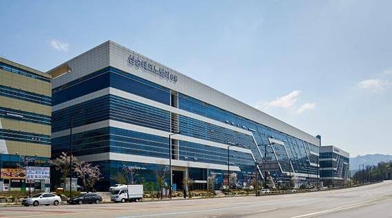 원흥지구 인근에 있는 삼송테크노밸리. /대우건설 제공