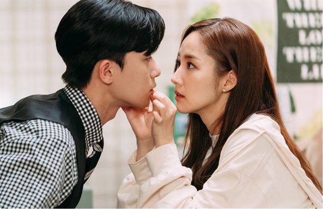 tvN '김비서가 왜 그럴까'는 8회에 접어들면서 8.1% 시청률을 보이며 순항 중이다. CJ E&M 제공