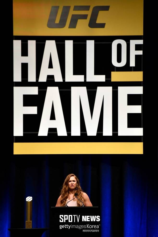 ▲ 론다 로우지가 여성 파이터로는 처음으로 UFC 명예의 전당 헌액자가 됐다.