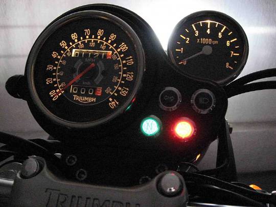 해외에서 판매하는 별도 RPM미터 키트를 장착한 모습. /사진=구글 검색