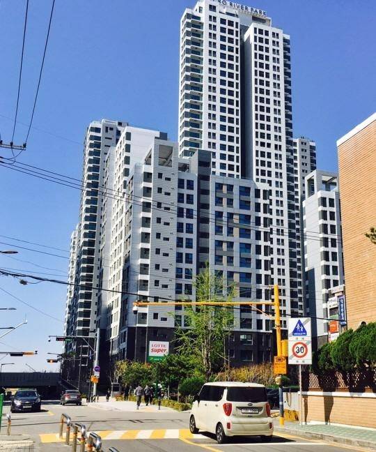 서울 서초구 반포동 ‘아크로리버파크’. /조선일보DB