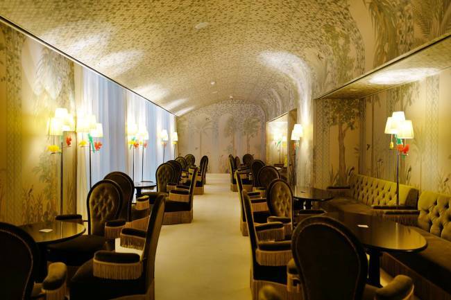 Le Salon at the lobby floor (Shinsegae Chosun Hotel)