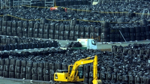 후쿠시마 제1원전 사고 후 방사능에 오염된 토양은 약 2233만㎥에 이르는 것으로 추산됐다. 이 중 33㎥는 인근 7개 현에서 보관하고 있다.