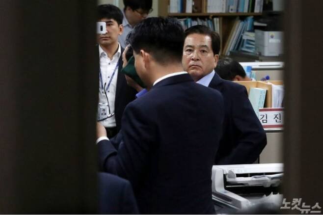 정부의 비공개 예산 정보 무단 열람·유출 의혹 혐의를 받고 있는 자유한국당 심재철 의원. (사진=윤창원 기자/자료사진)
