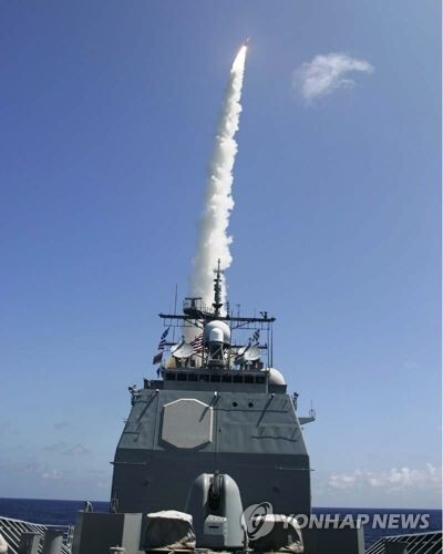 이지스함에서 발사되는 미국 해군의 SM-3 요격미사일 [위키미디어 제공]