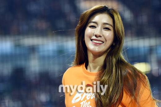 ▲ 치어리더 김연정 '연예인보다 예쁜 미모'