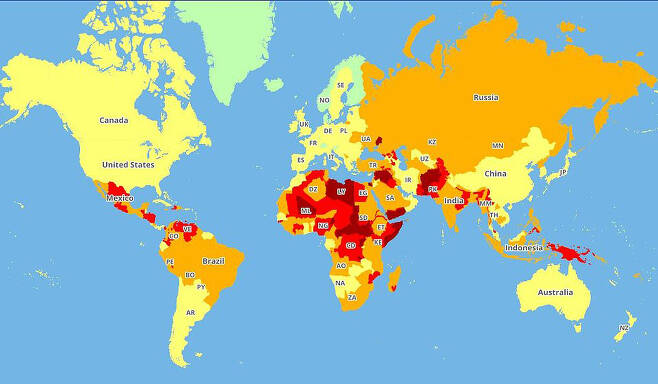 범죄와 보안 분야의 안전도를 나타낸 지도. 위험도가 낮은 국가부터 연두색-레몬색-주황색-빨간색-짙은 빨간색(갈색)