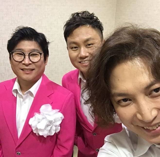 장미여관 배상재, 임경섭, 윤장현