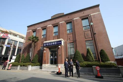 구 호남은행 목포지점 (목포=연합뉴스) 박상현 기자 = 등록문화재 제29호인 구 호남은행 목포지점 전경. 1929년 건립됐으며, 목포에 남은 유일한 근대 금융계 건축물이다. 지금은 목포문화원으로 쓰인다.