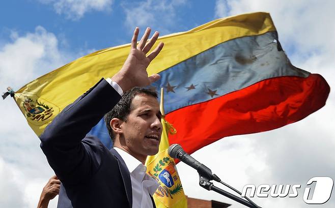 베네수엘라 임시 대통령을 자처하는 후안 과이도 국회의장. © AFP=뉴스1