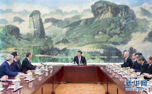 시진핑 중국 국가주석이 베이징 인민대회당에서 미국 측 협상 대표단을 면담하고 있다. 신화통신 홈페이지