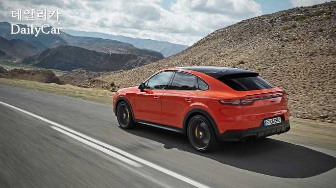 포르쉐, 카이엔 쿠페 (출처 포르쉐)