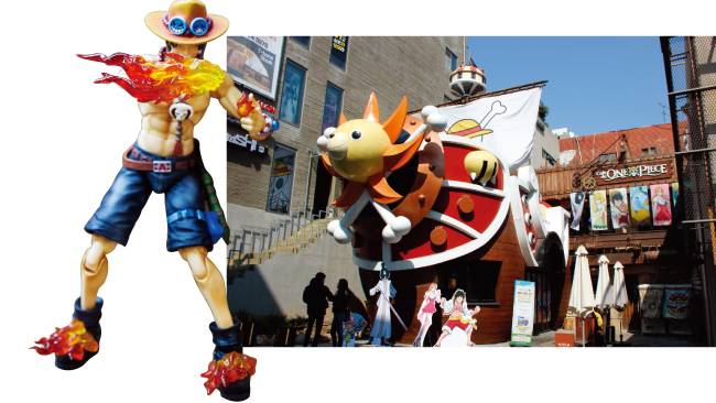 서울 홍대 앞 ‘원피스’ 카페. 고잉메리호 외관이 인상적이다.