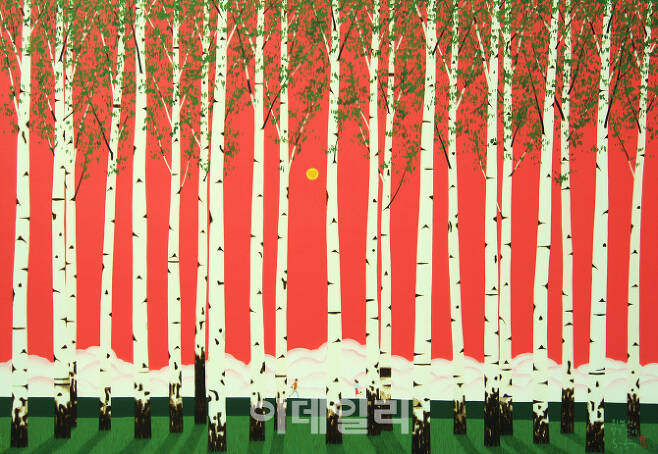 이수동의 ‘휘영청 달도 밝다’(2011). 자작나무는 작가의 오래된 아이템이다. 처음 자작나무를 만난 건 어느 은행로비. 옛 소련을 소개한 관광가이드북에서였다(사진=노화랑).