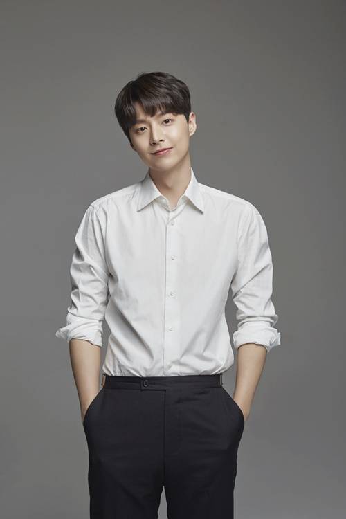 배우 임현수가 드라마 ‘봄밤’에 대해 지울 수 없는 추억이라고 이야기했다. 사진=FNC엔터테인먼트 제공