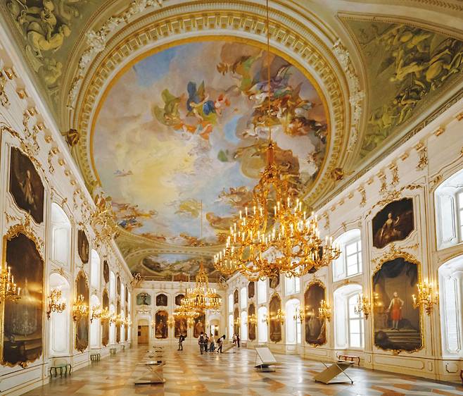 호프부르크 왕국의 대연회장