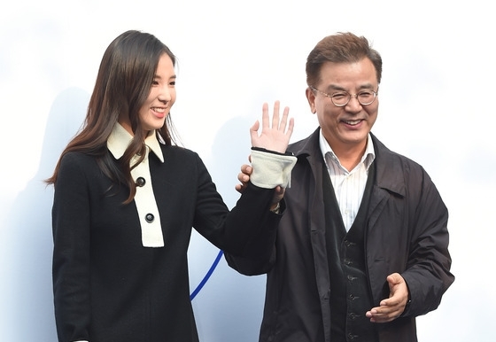 배우 강석우(오른쪽)와 딸 강다은. /사진=뉴스1