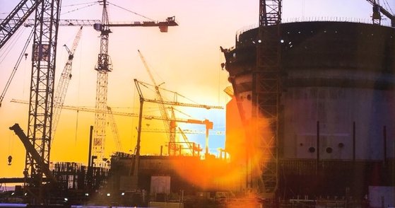 한국 기업 컨소시엄 '팀코리아'는 아랍에미레이트에서 원전 4기를 건설하고 있다. 아부다비 = 문희철 기자.
