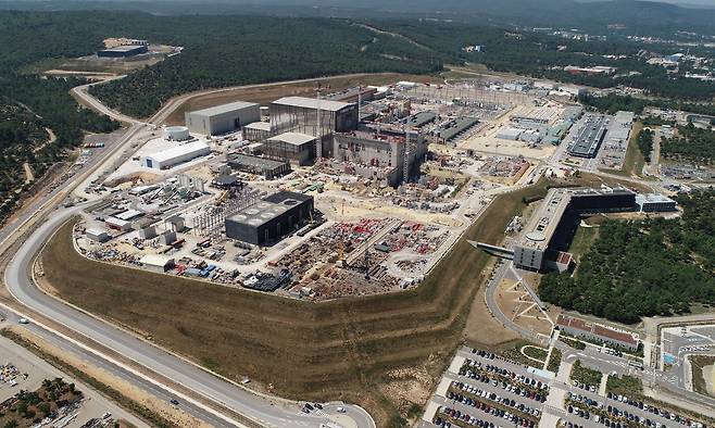 프랑스 카다라쉬에 건설중인 국제핵융합실험로(ITER) 현장.[국가핵융합연구소 제공]