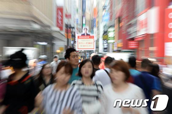 여행업계에선 일본의 경제보복 조치 이후 방한 일본 여행객 수의 감소세는 8월부터 윤곽이 나타날 것으로 점쳐왔다. 뉴스1