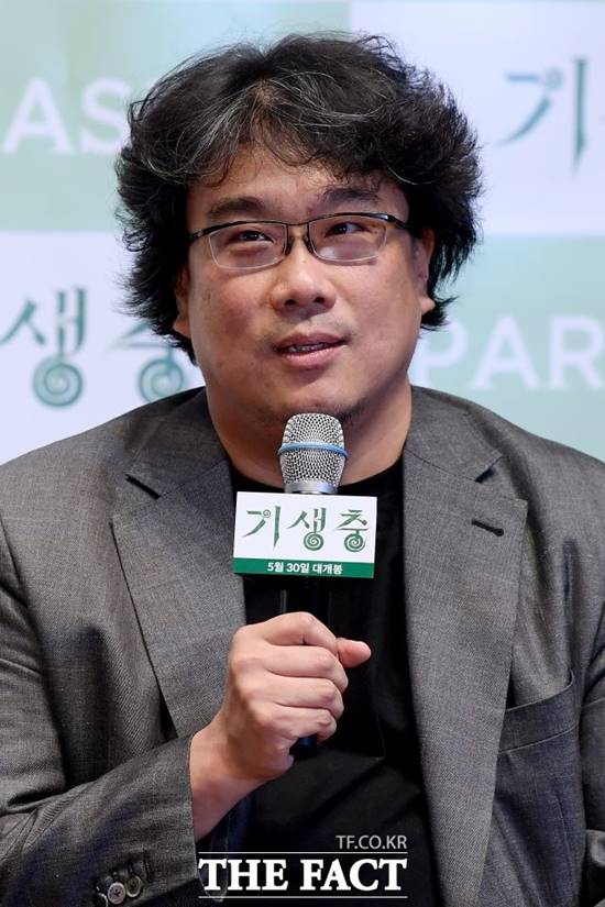 봉준호 감독은 '기생충'으로 제72회 칸 국제영화제에서 황금종려상을 수상했다. /더팩트DB