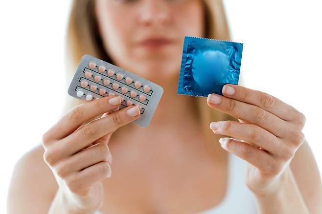 피임약 매일 먹는 여성, 뇌 시상하부 용적 6% 더 작아(사진=123rf)