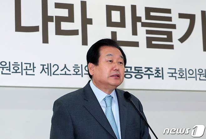 김무성 자유한국당 의원.  © News1 이종덕 기자