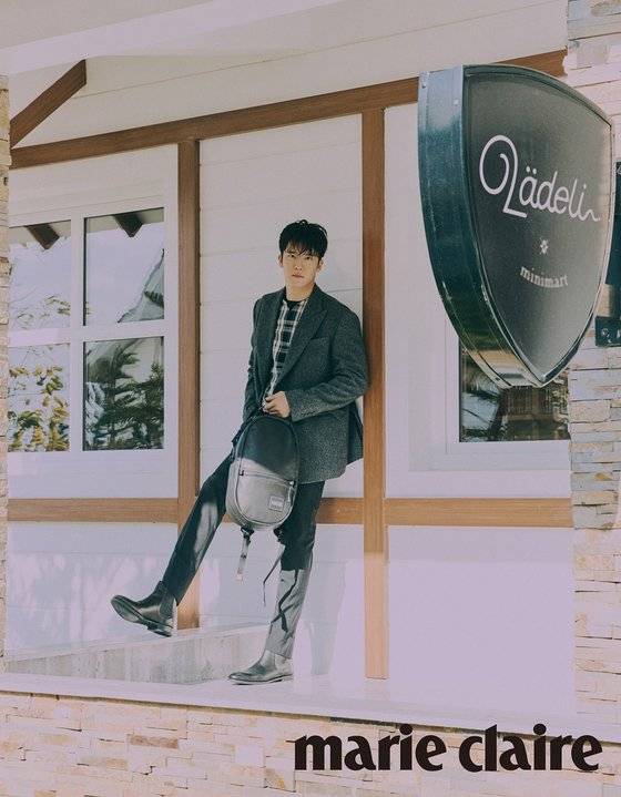 하석진 화보