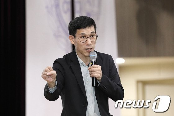 진중권 전 동양대 교수. / 사진제공=뉴스1
