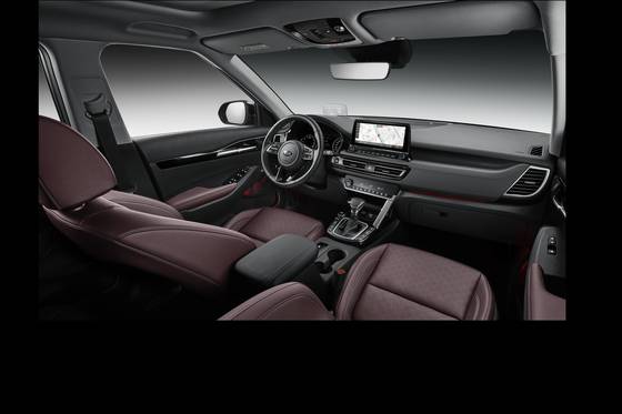 셀토스 인테리어