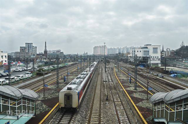 경부선과 충북선이 교차하는 조치원역은 지역의 물류 중심이다.