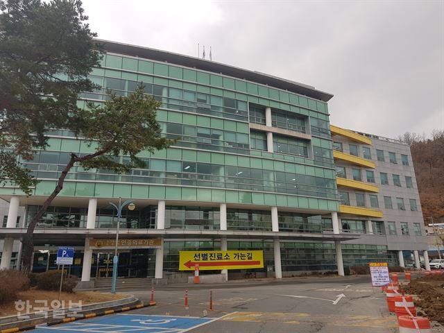 경북 포항시 북구 용흥동 포항의료원 전경. 포항=김정혜 기자 kjh@hankookilbo.com