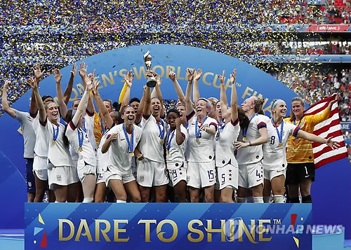 여자 월드컵 2연패한 미국 대표팀 [EPA=연합뉴스 자료사진]