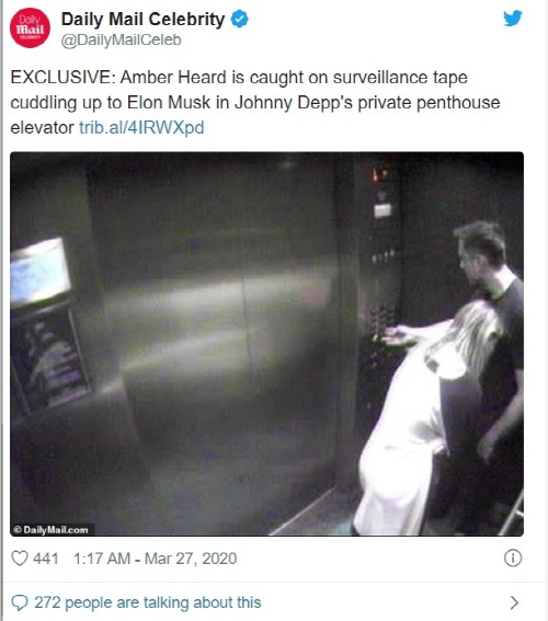 엘리베이터 CCTV에 포착된 엠버 허드(왼)와 엘론 머스크. 출처|영국 매체 ‘데일리메일’ 트위터 캡처