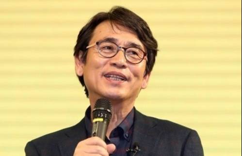 유시민 노무현재단 이사장이 강연을 하고 있는 모습. 대구=연합뉴스