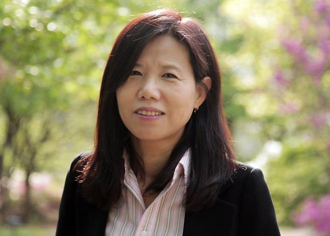 권영숙 사파기금 대표는 코로나19 긴급재난지원금을 노동 약자를 위한 연대기금으로 조성하려 한다. 그는 “한국의 방역 모델이 칭송받고 있지만, 사회적 연대는 여전히 결핍돼있다”고 밝혔다. 권영숙 대표 제공