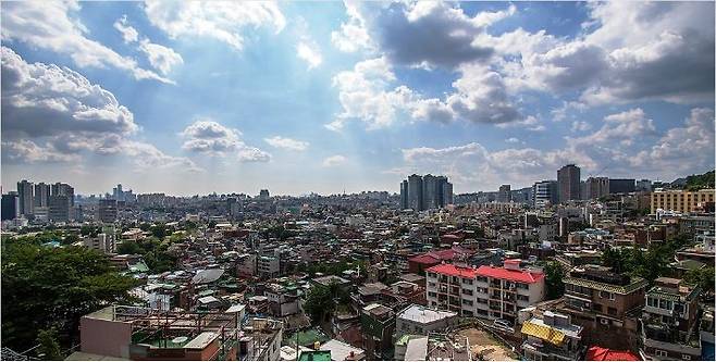 남산 소월길에서 내려다 본 후암동 전경 (사진=용산구 제공)