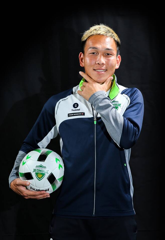 프로축구 전북 현대 ‘중원 사령관’ 쿠니모토는 전북의 K리그 4연패 도전을 이끌고 있다. 프리랜서 장정필