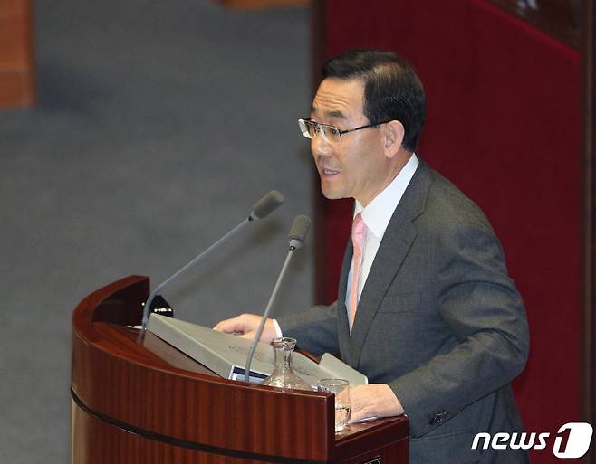 주호영 미래통합당 원내대표가 5일 오전 서울 여의도 국회에서 열린 제21대 국회 첫 본회의에서 의사발언을 하고 있다./사진=뉴스1