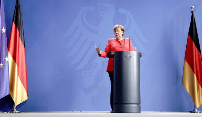 △ 6월 19일(현지시간) 앙겔라 메르켈 독일 총리가 베를린에서 열린 유럽집행위원회 화상 회의에 참여했다. [사진제공=AFP]