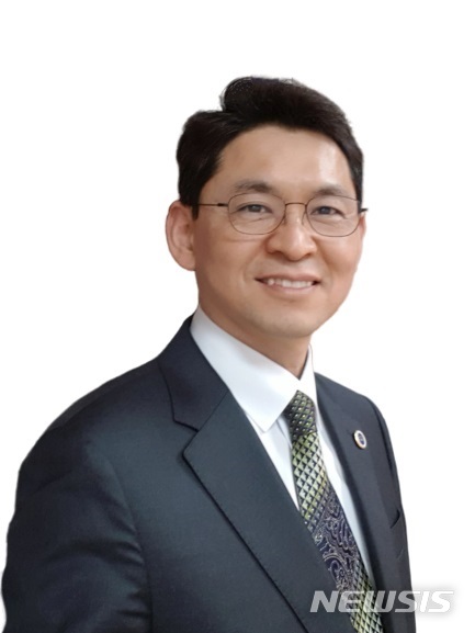 국립 군산대학교 정승우 교수